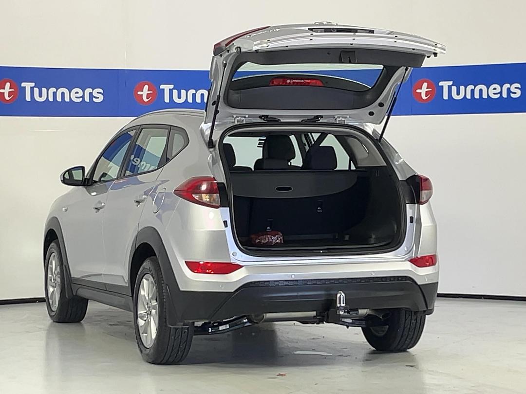 Photo '23' of Hyundai Tucson