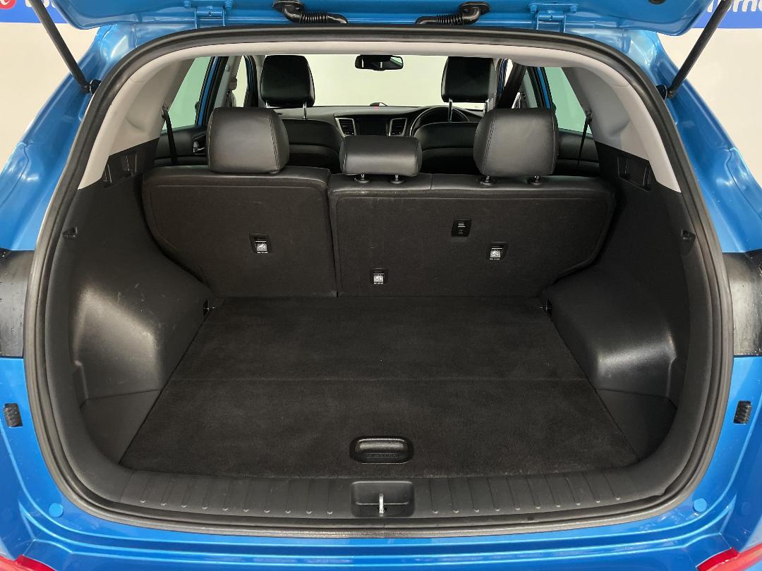 Photo '14' of Hyundai Tucson