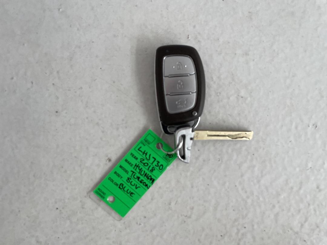 Photo '22' of Hyundai Tucson