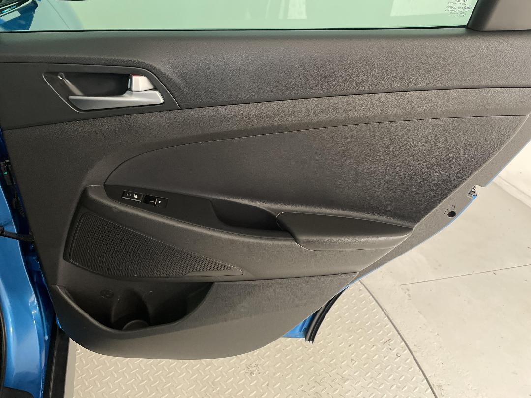 Photo '19' of Hyundai Tucson