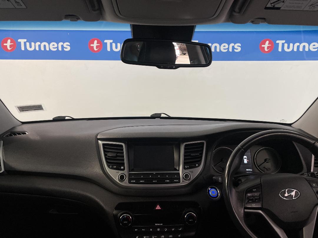 Photo '17' of Hyundai Tucson