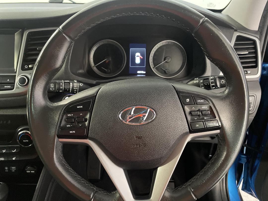 Photo '28' of Hyundai Tucson