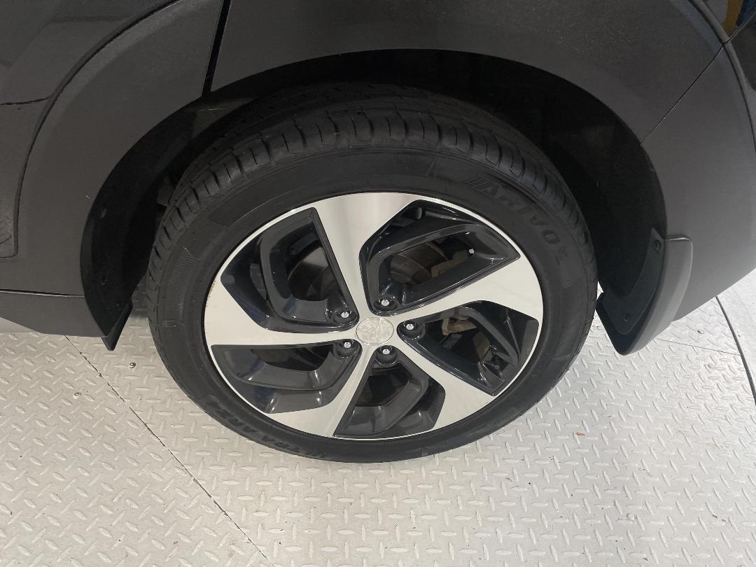 Photo '11' of Hyundai Tucson Photo '11' of Hyundai Tucson