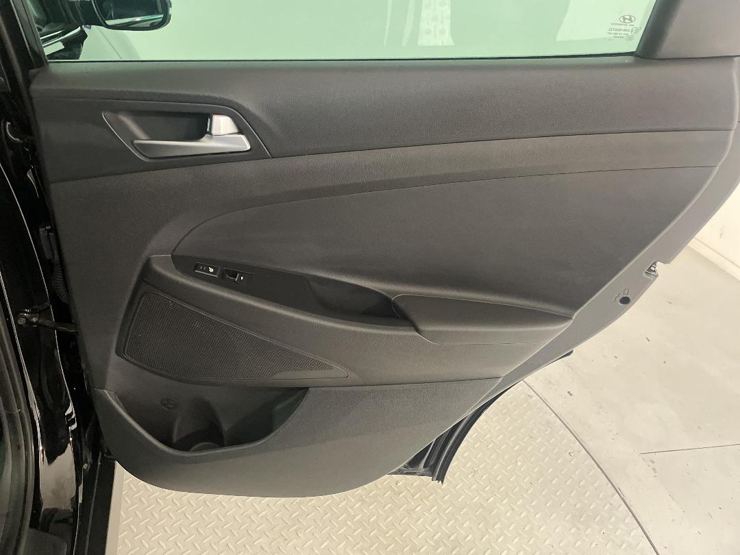 Photo '19' of Hyundai Tucson Photo '19' of Hyundai Tucson