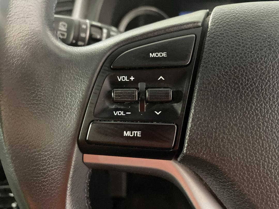 Photo '27' of Hyundai Tucson Photo '27' of Hyundai Tucson