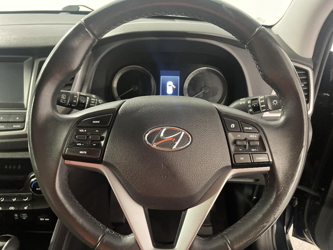 Photo '28' of Hyundai Tucson Photo '28' of Hyundai Tucson