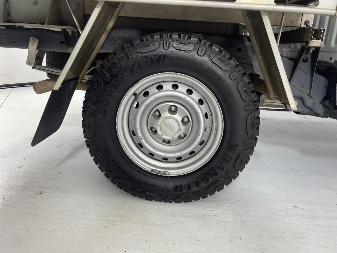 Photo '12' of Isuzu D-MAX