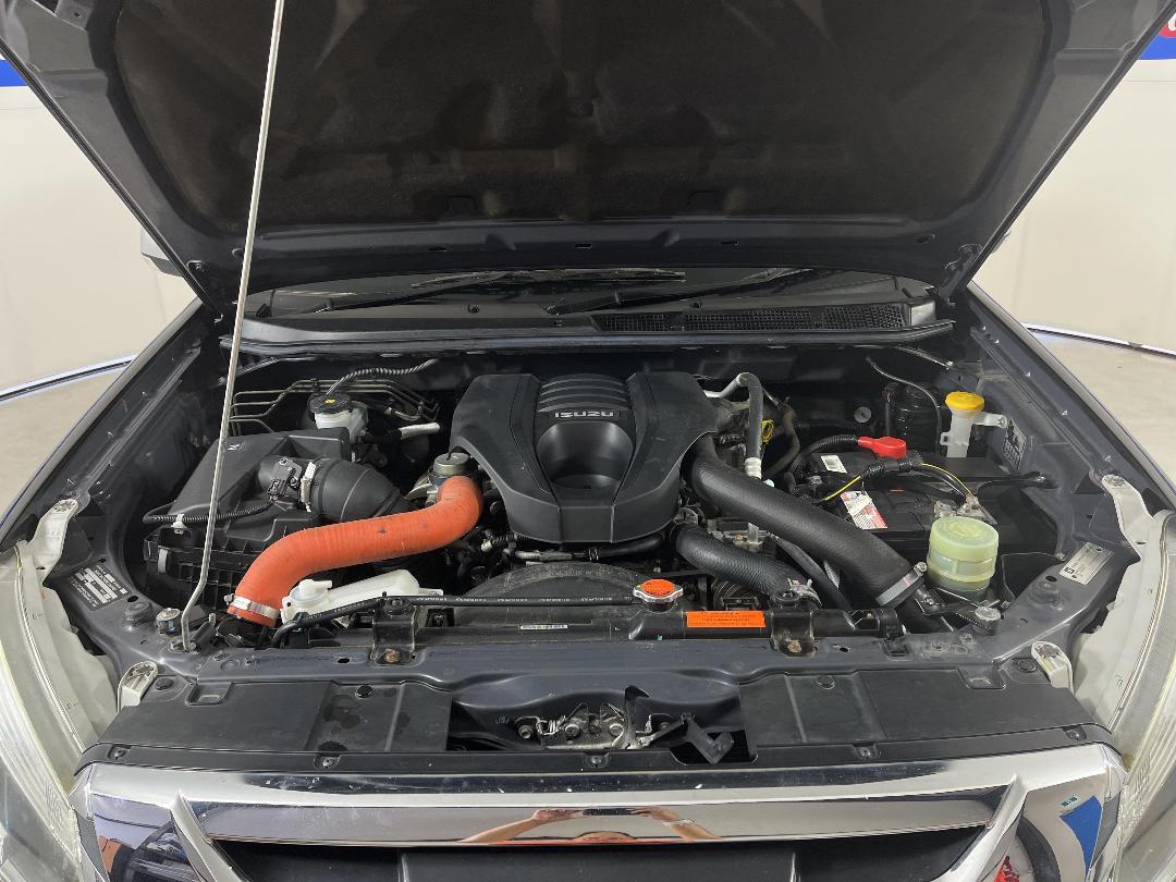 Photo '13' of Isuzu D-MAX