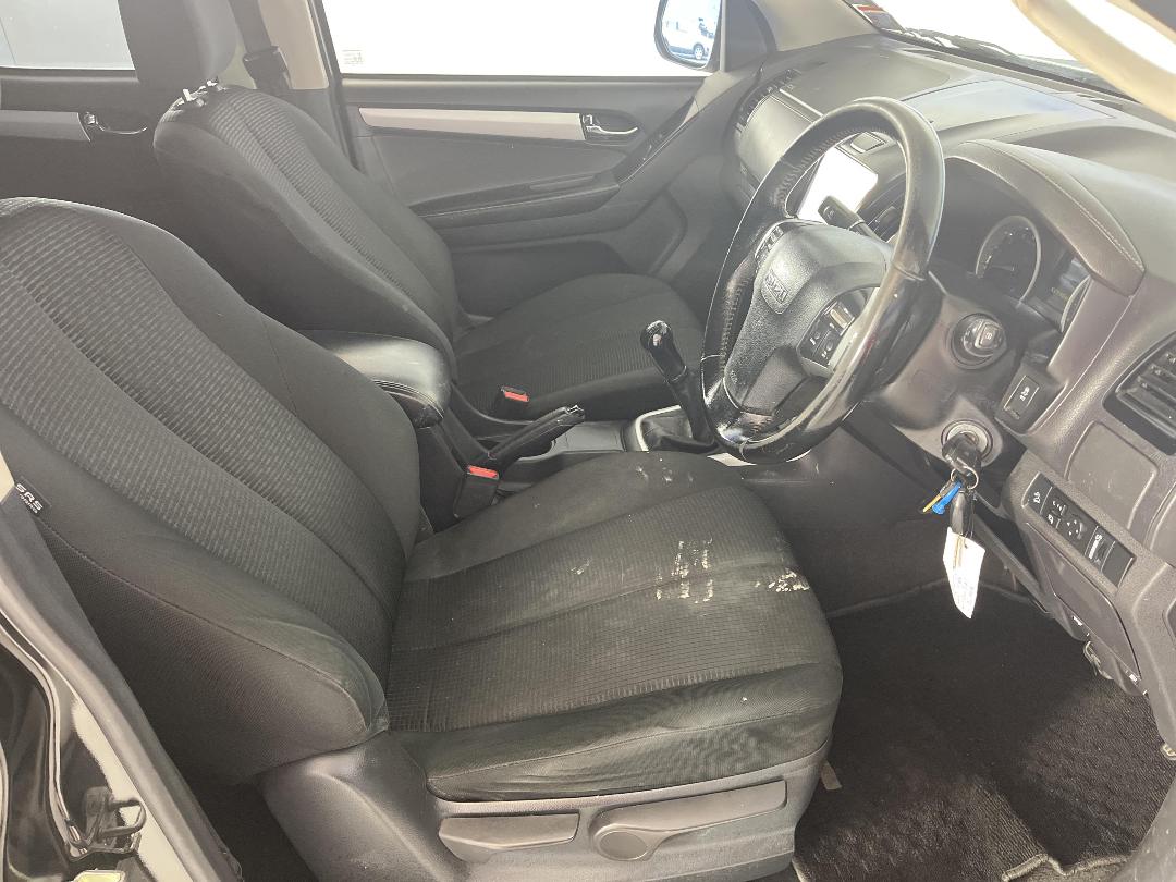 Photo '16' of Isuzu D-MAX