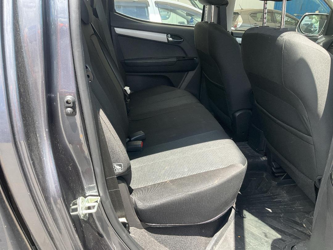 Photo '10' of Isuzu D-MAX LS DC Photo '10' of Isuzu D-MAX LS DC