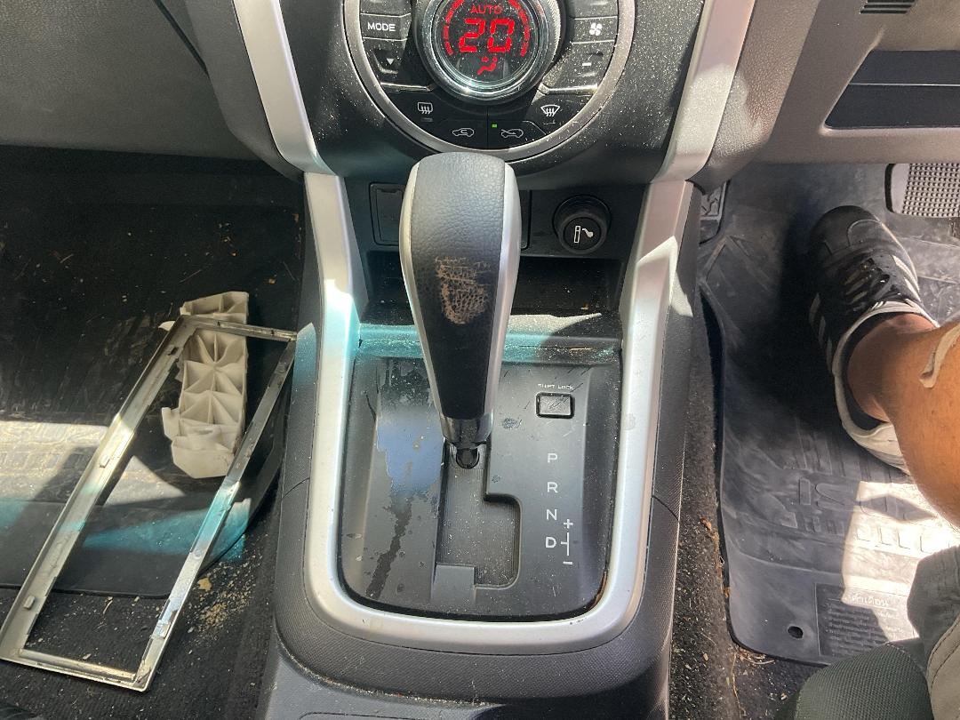 Photo '14' of Isuzu D-MAX LS DC Photo '14' of Isuzu D-MAX LS DC