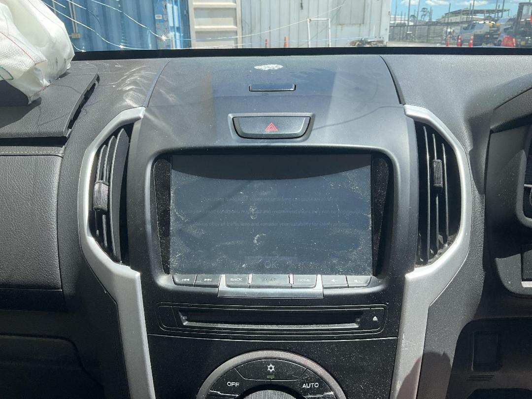 Photo '13' of Isuzu D-MAX LS DC Photo '13' of Isuzu D-MAX LS DC