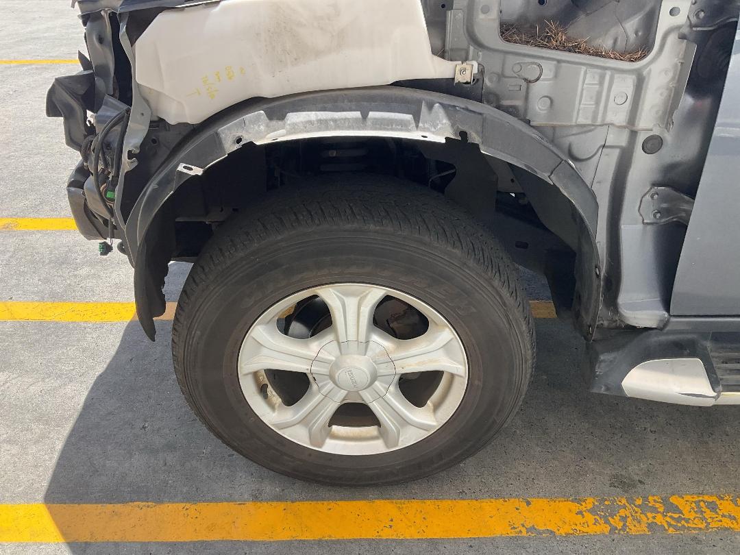 Photo '9' of Isuzu D-MAX LS DC Photo '9' of Isuzu D-MAX LS DC