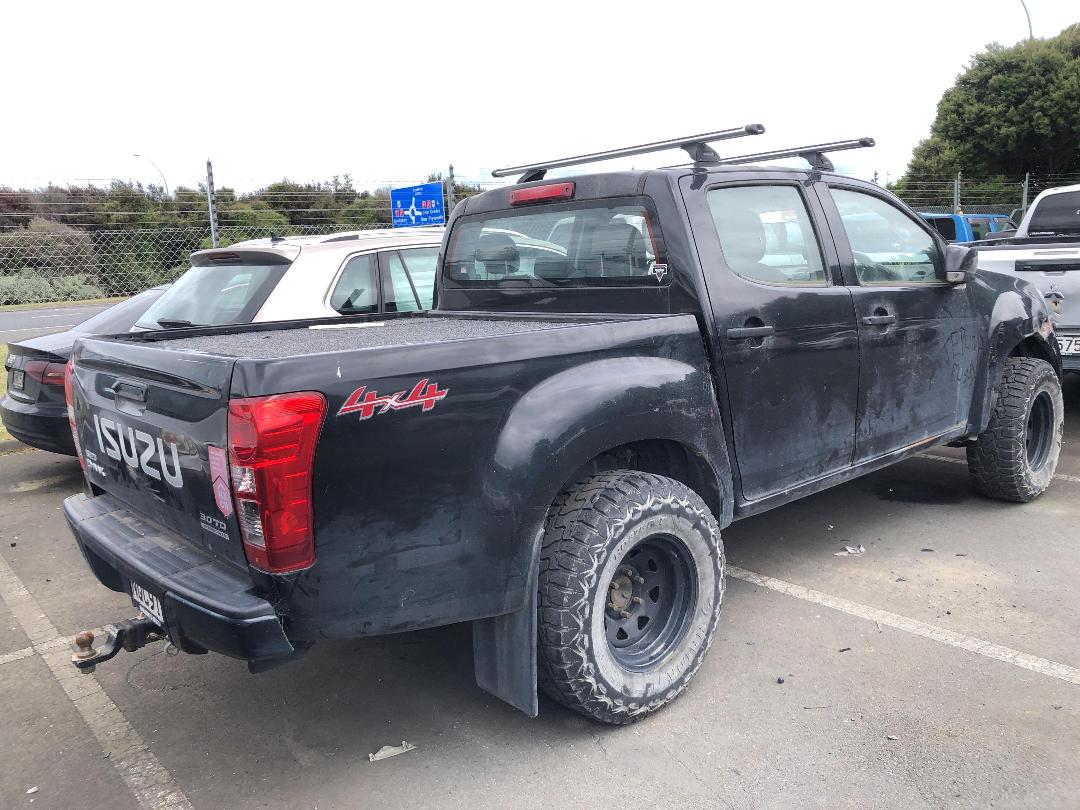 Photo '5' of Isuzu D-MAX LX DC Photo '5' of Isuzu D-MAX LX DC