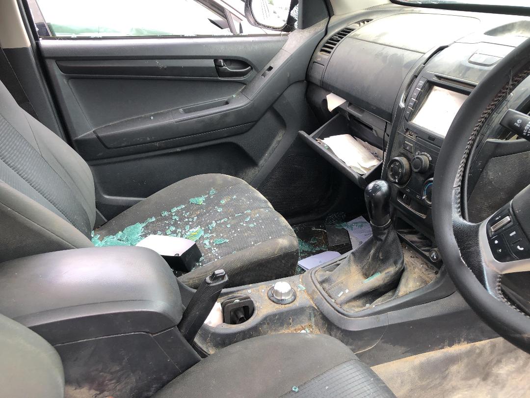 Photo '13' of Isuzu D-MAX LX DC Photo '13' of Isuzu D-MAX LX DC