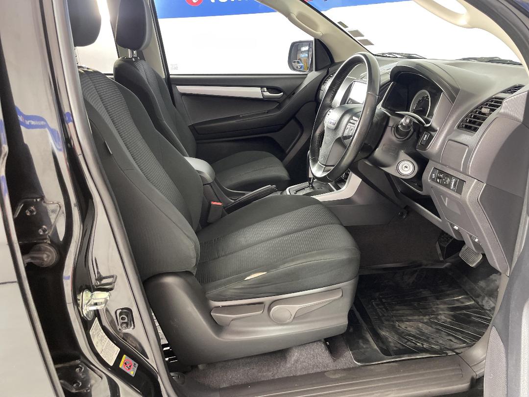 Photo '16' of Isuzu D-MAX