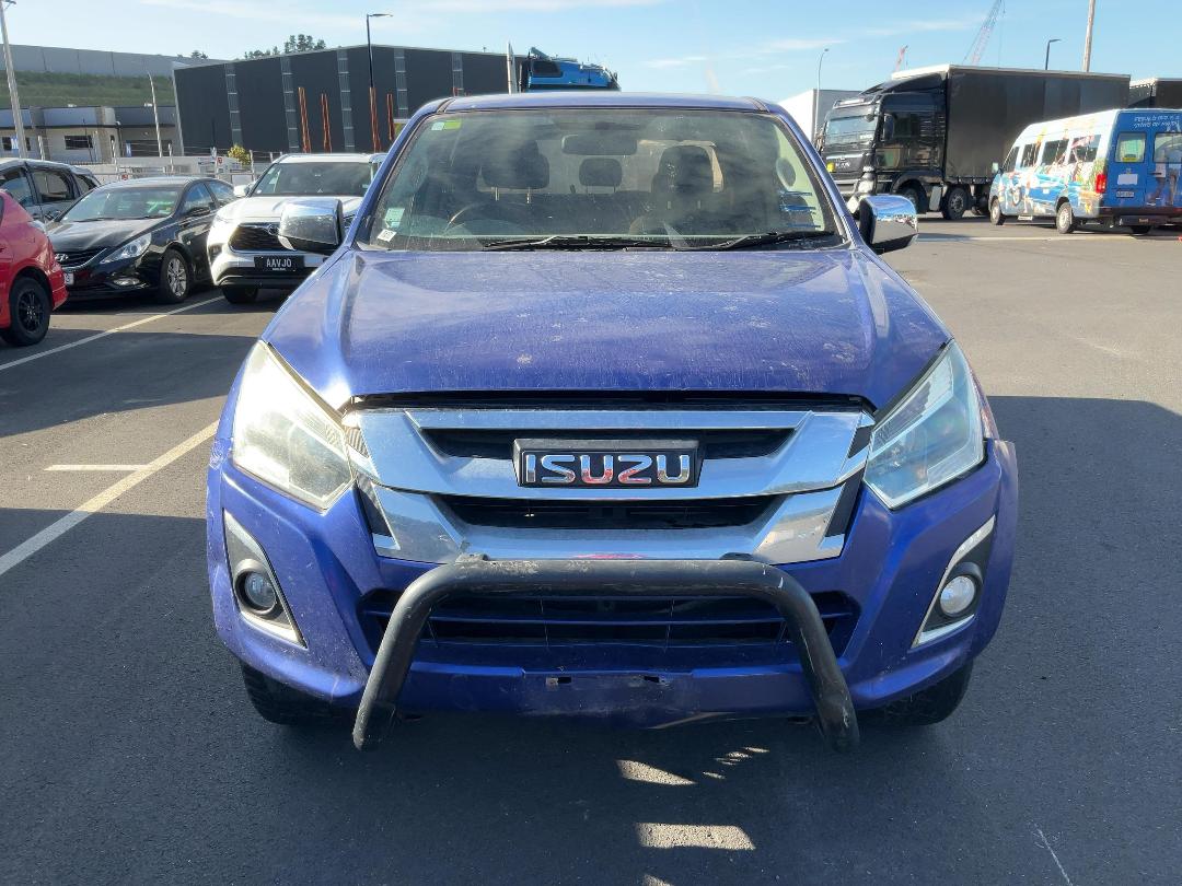 Photo '2' of Isuzu D-MAX LS DC