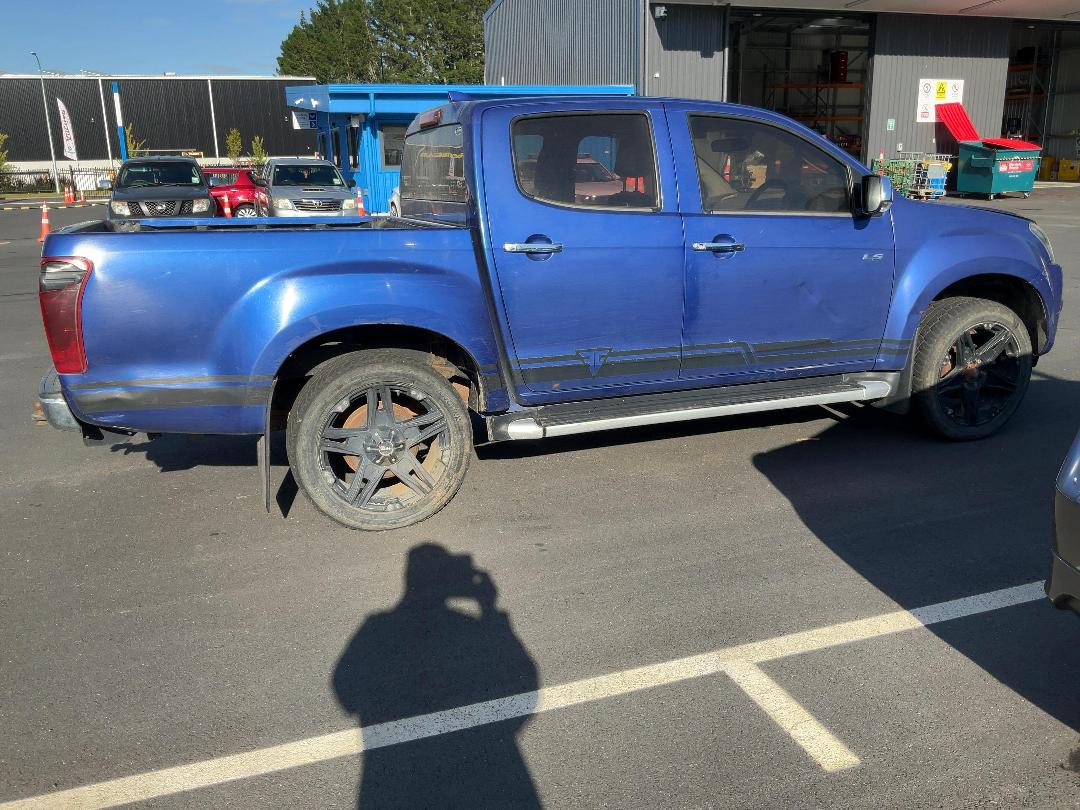 Photo '8' of Isuzu D-MAX LS DC