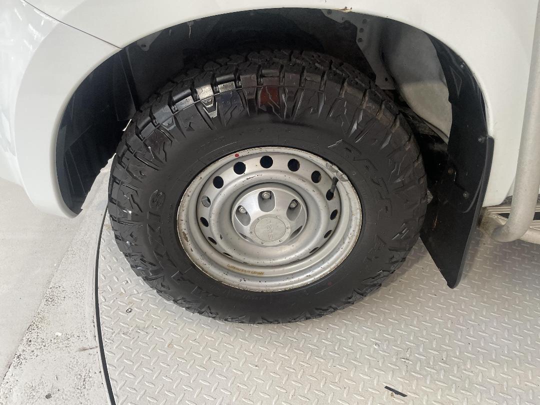 Photo '10' of Isuzu D-MAX Photo '10' of Isuzu D-MAX