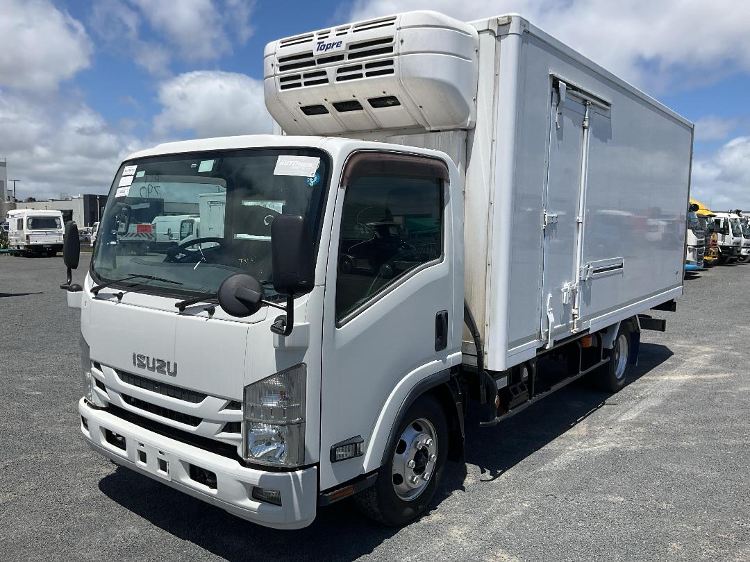 Photo '9' of Isuzu ELF Chiller