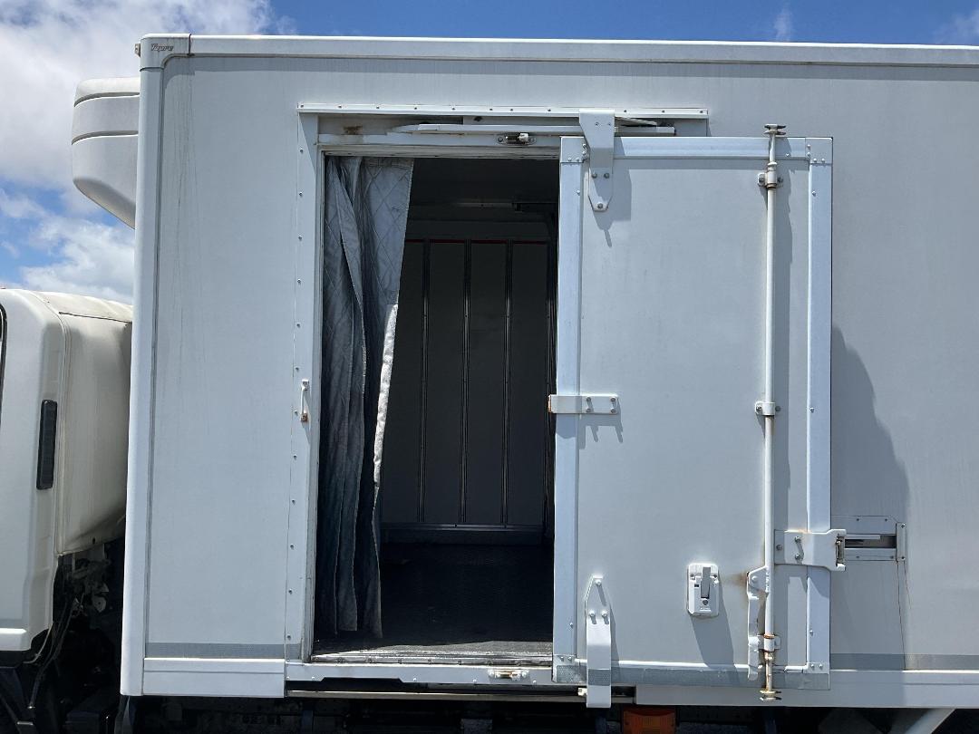 Photo '23' of Isuzu ELF Chiller