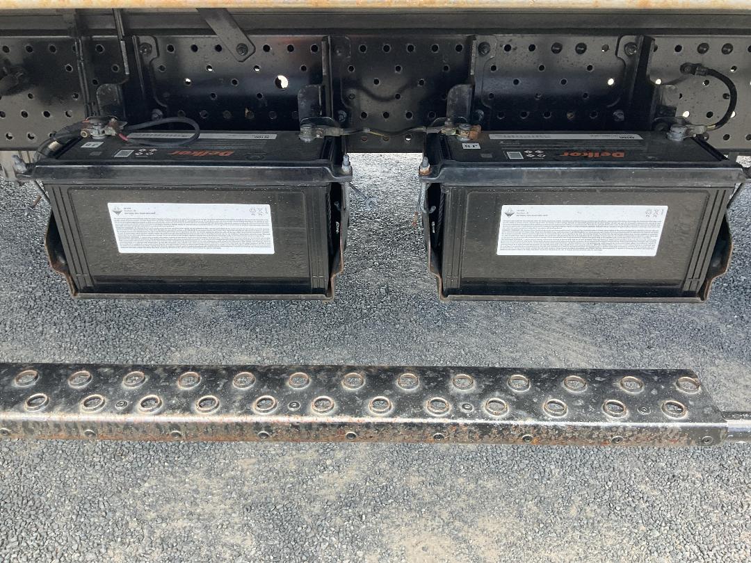 Photo '28' of Isuzu ELF Chiller