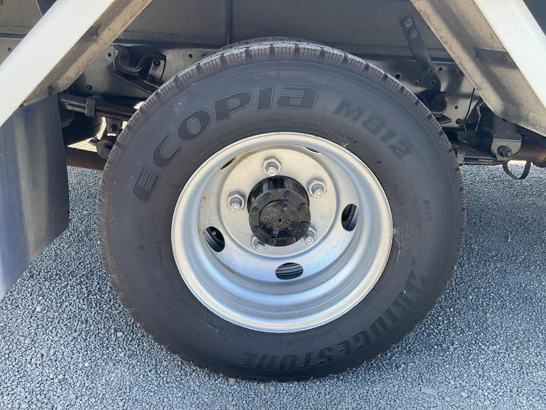 Photo '43' of Isuzu ELF Chiller Photo '43' of Isuzu ELF Chiller