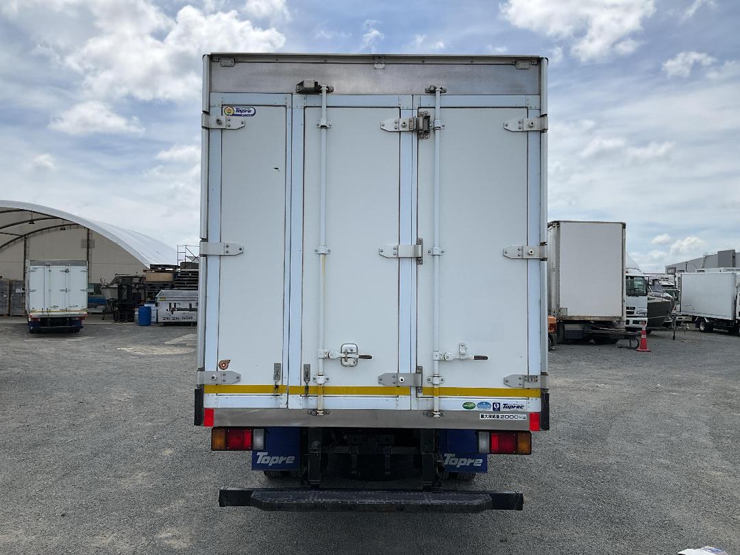 Photo '5' of Isuzu ELF Chiller Photo '5' of Isuzu ELF Chiller