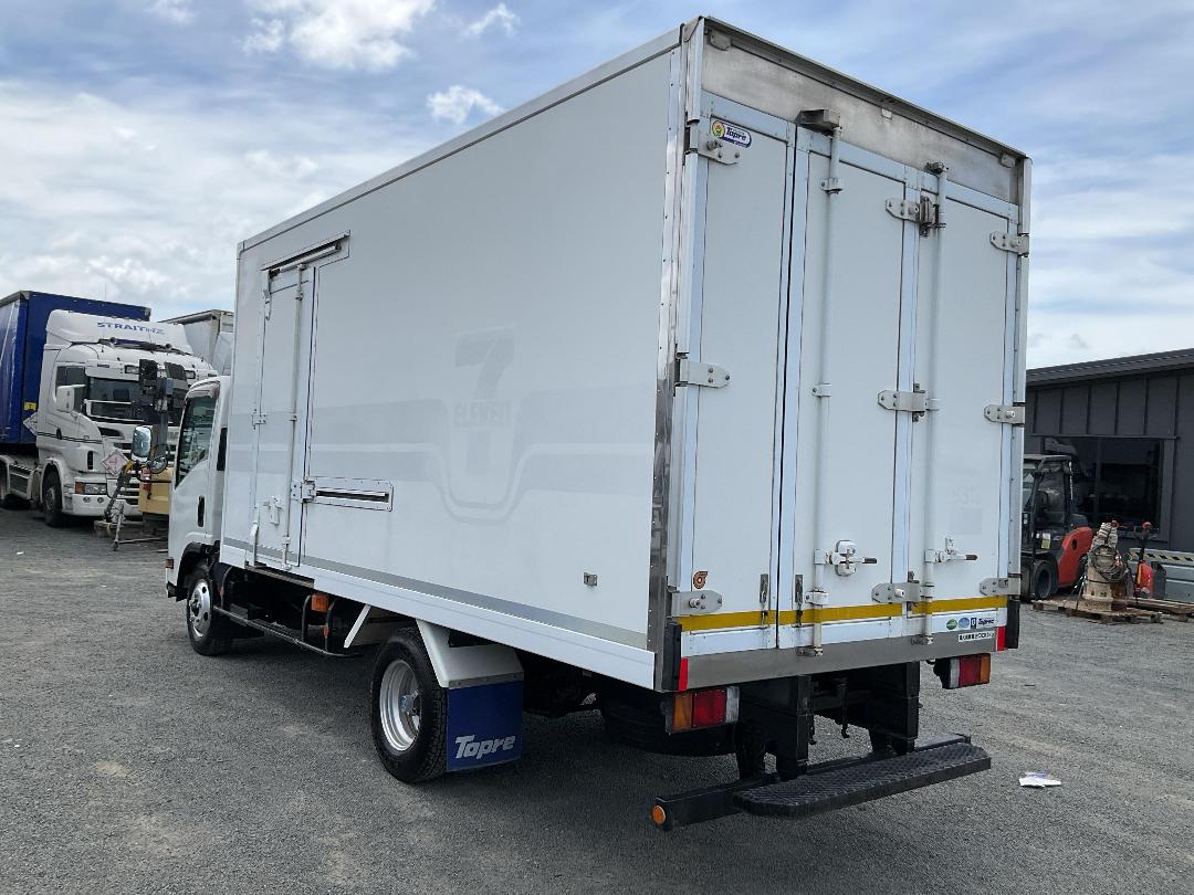 Photo '6' of Isuzu ELF Chiller Photo '6' of Isuzu ELF Chiller