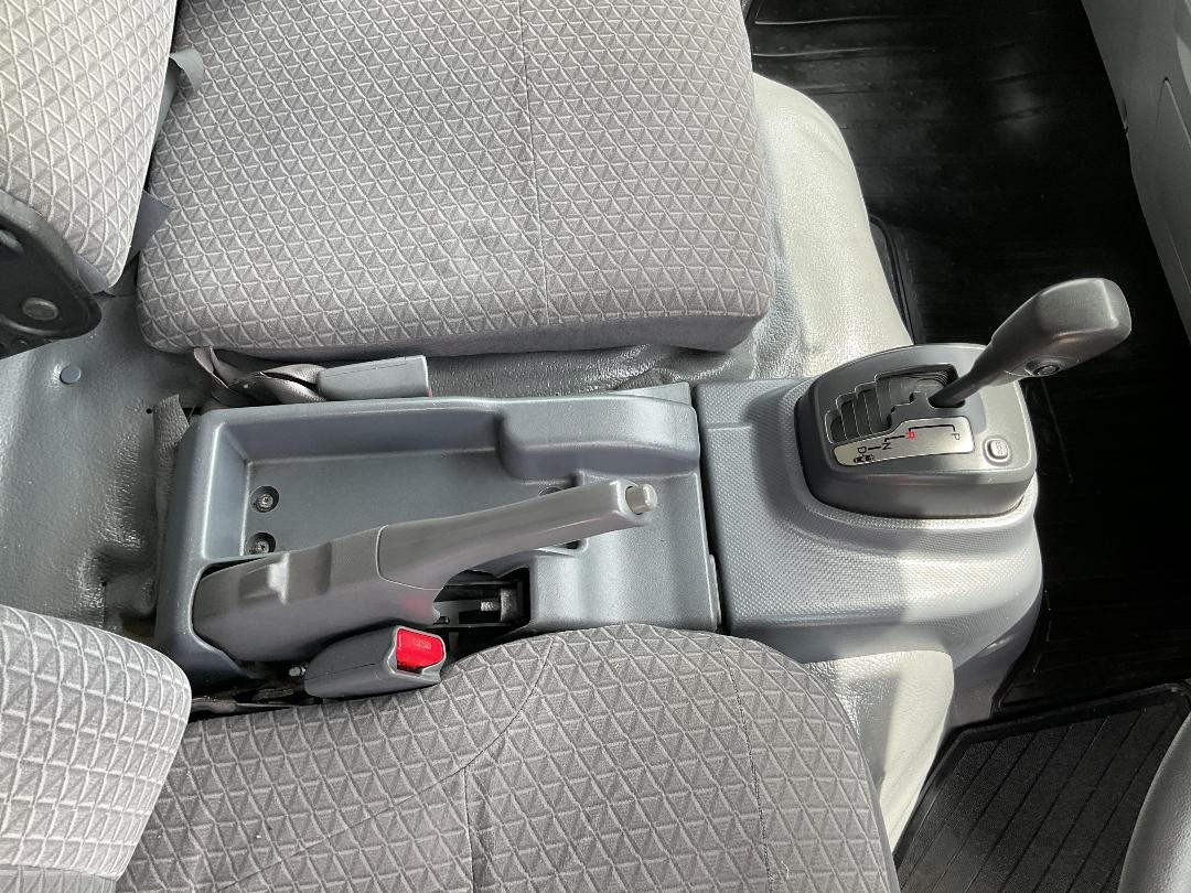 Photo '16' of Isuzu ELF Chiller Photo '16' of Isuzu ELF Chiller