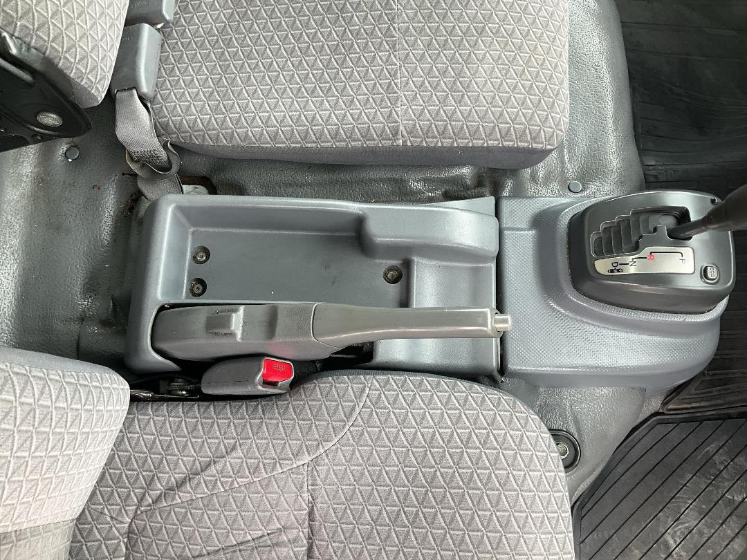 Photo '16' of Isuzu ELF Chiller Photo '16' of Isuzu ELF Chiller