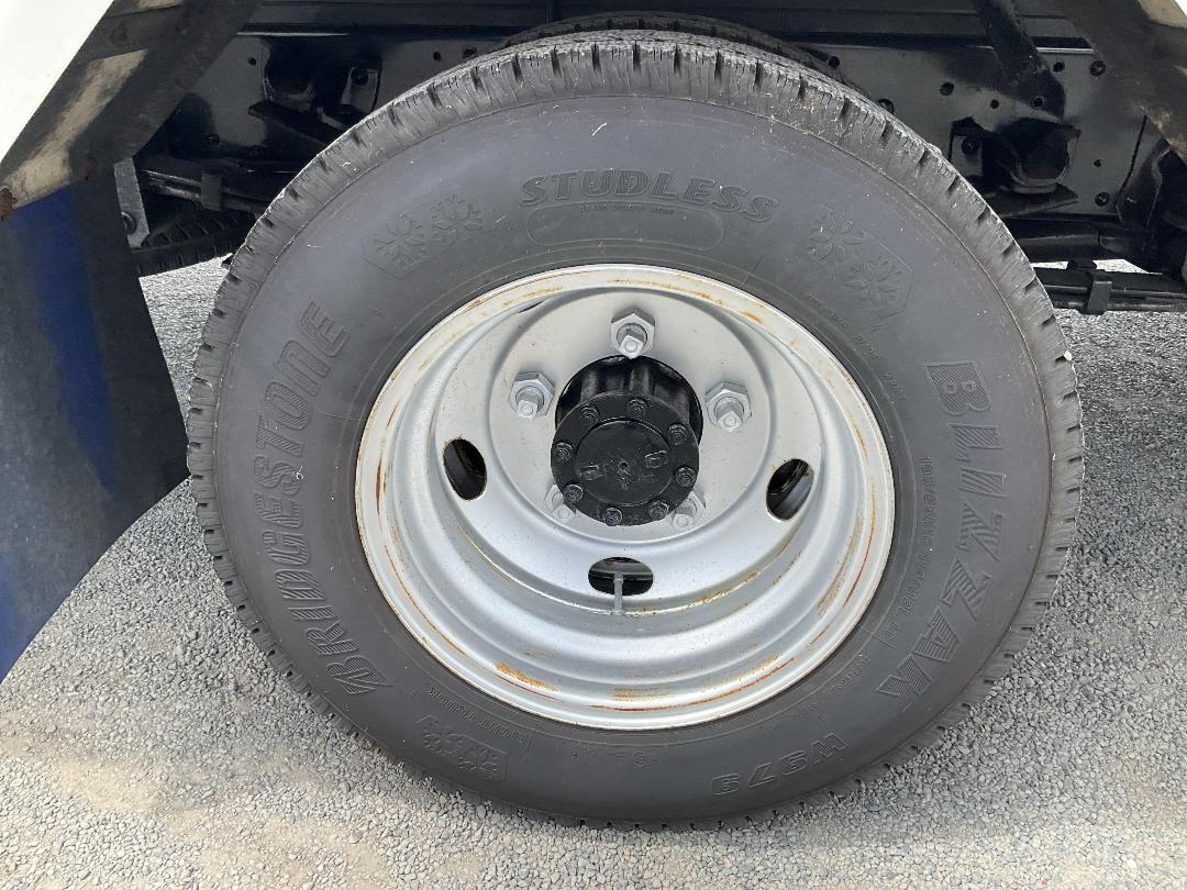 Photo '36' of Isuzu ELF Chiller Photo '36' of Isuzu ELF Chiller