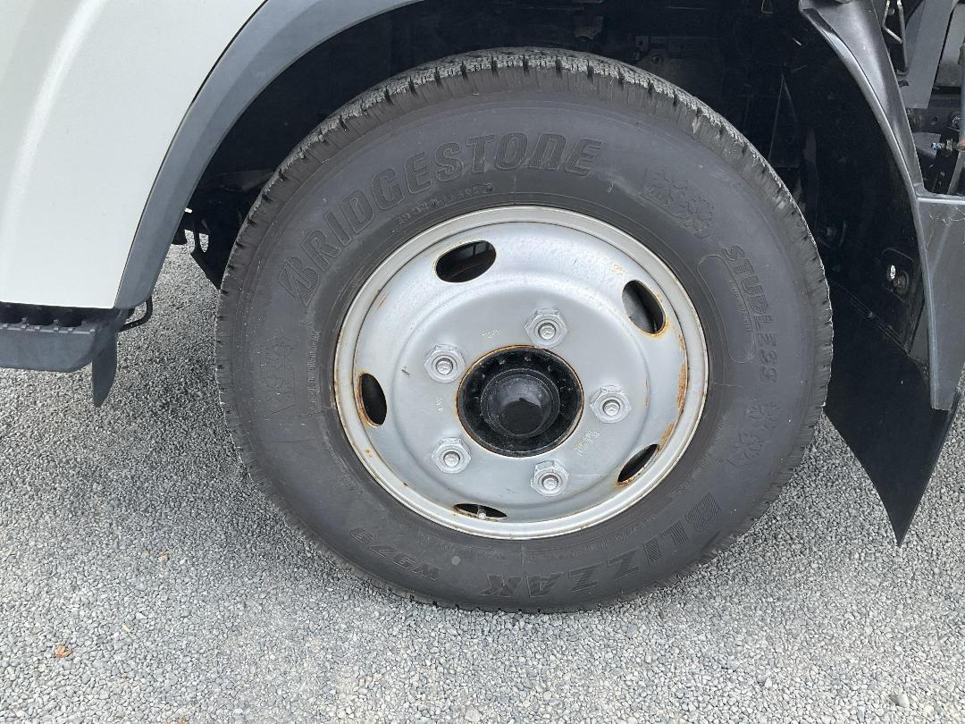 Photo '40' of Isuzu ELF Chiller Photo '40' of Isuzu ELF Chiller