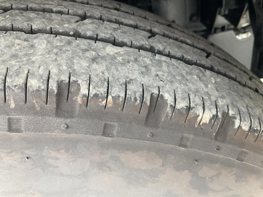 Photo '49' of Isuzu ELF Chiller Photo '49' of Isuzu ELF Chiller