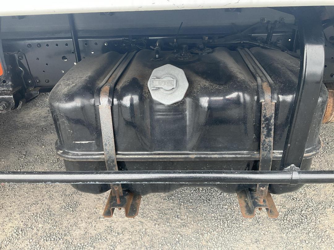 Photo '28' of Isuzu ELF Chiller Photo '28' of Isuzu ELF Chiller