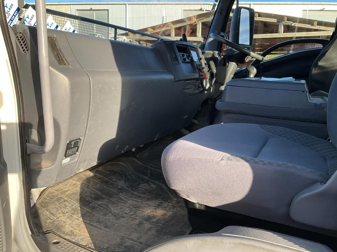 Photo '27' of Isuzu F Series FVZ1400M Flat Deck Crane