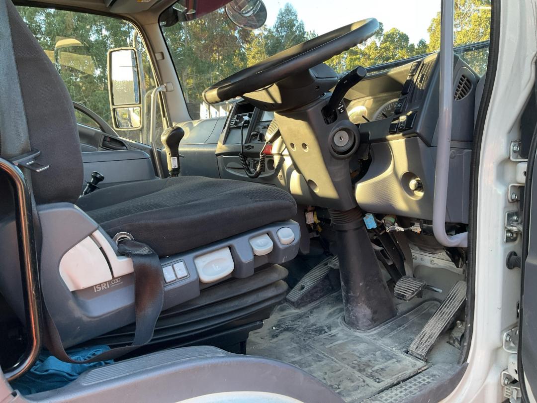 Photo '24' of Isuzu F Series FVZ1400M Flat Deck Crane