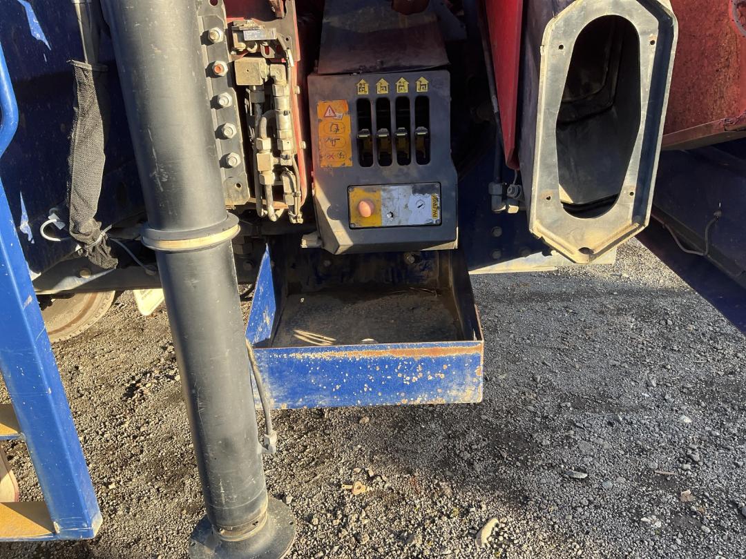 Photo '23' of Isuzu F Series FVZ1400M Flat Deck Crane