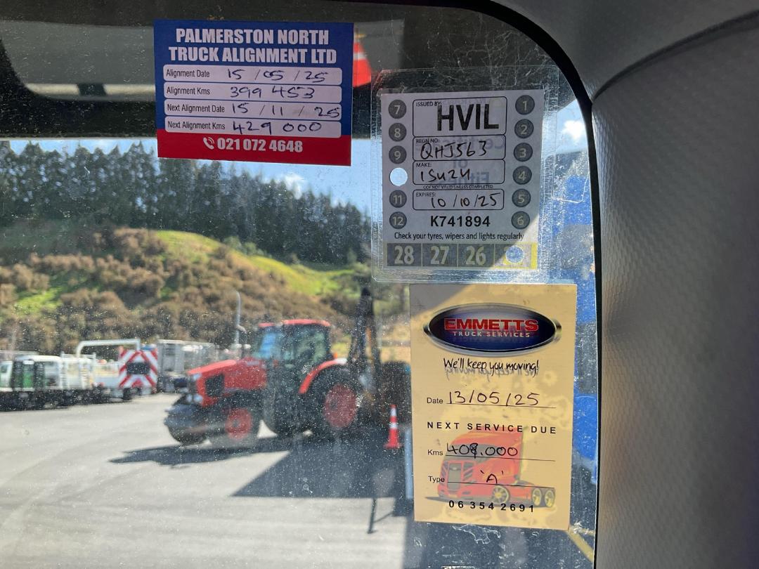 Photo '18' of Isuzu N Series NLR250M AMT Cab Chassis