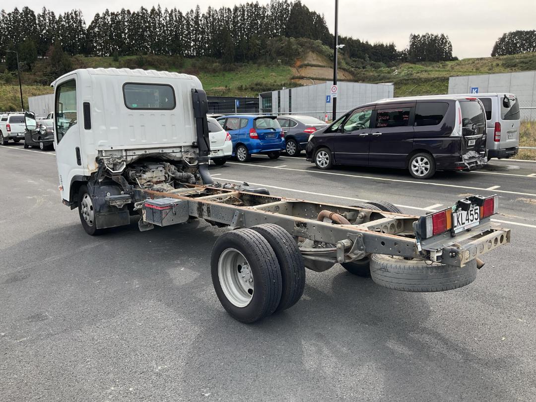 Photo '4' of Isuzu N Series NLR250M AMT Cab Chassis