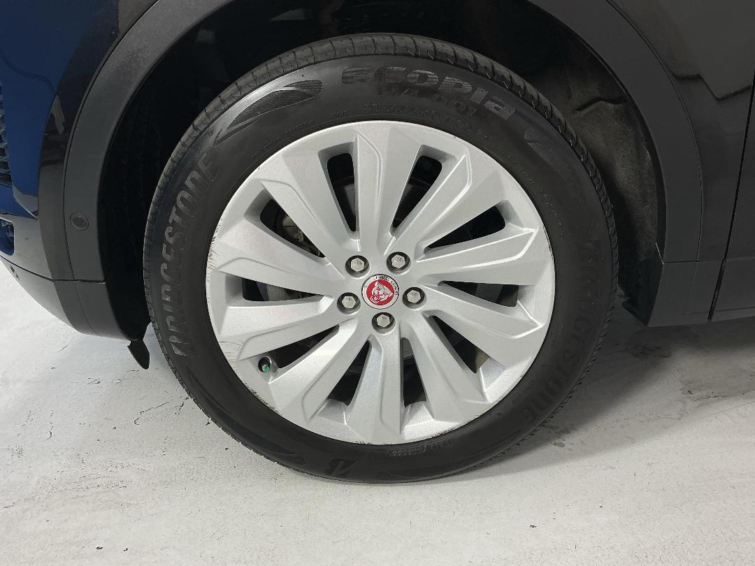 Photo '10' of Jaguar E-Pace