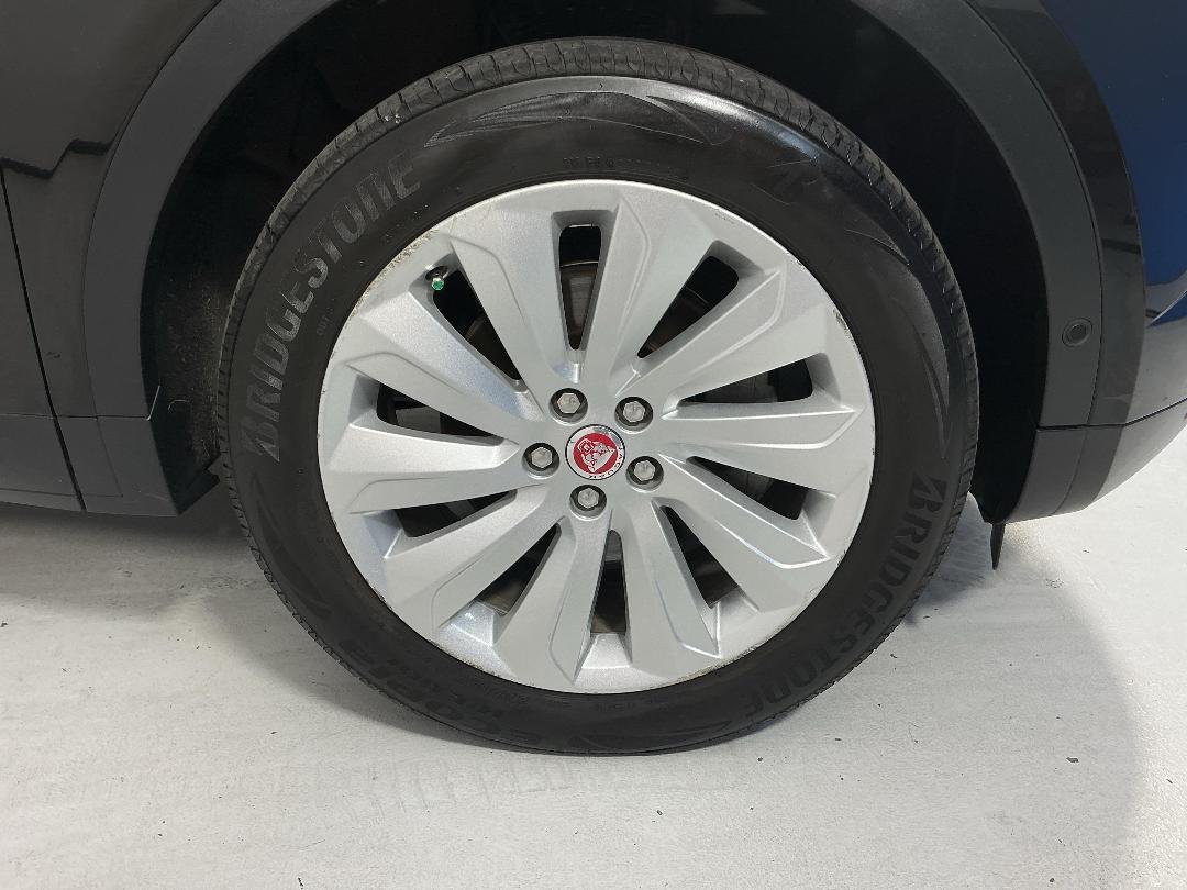 Photo '9' of Jaguar E-Pace