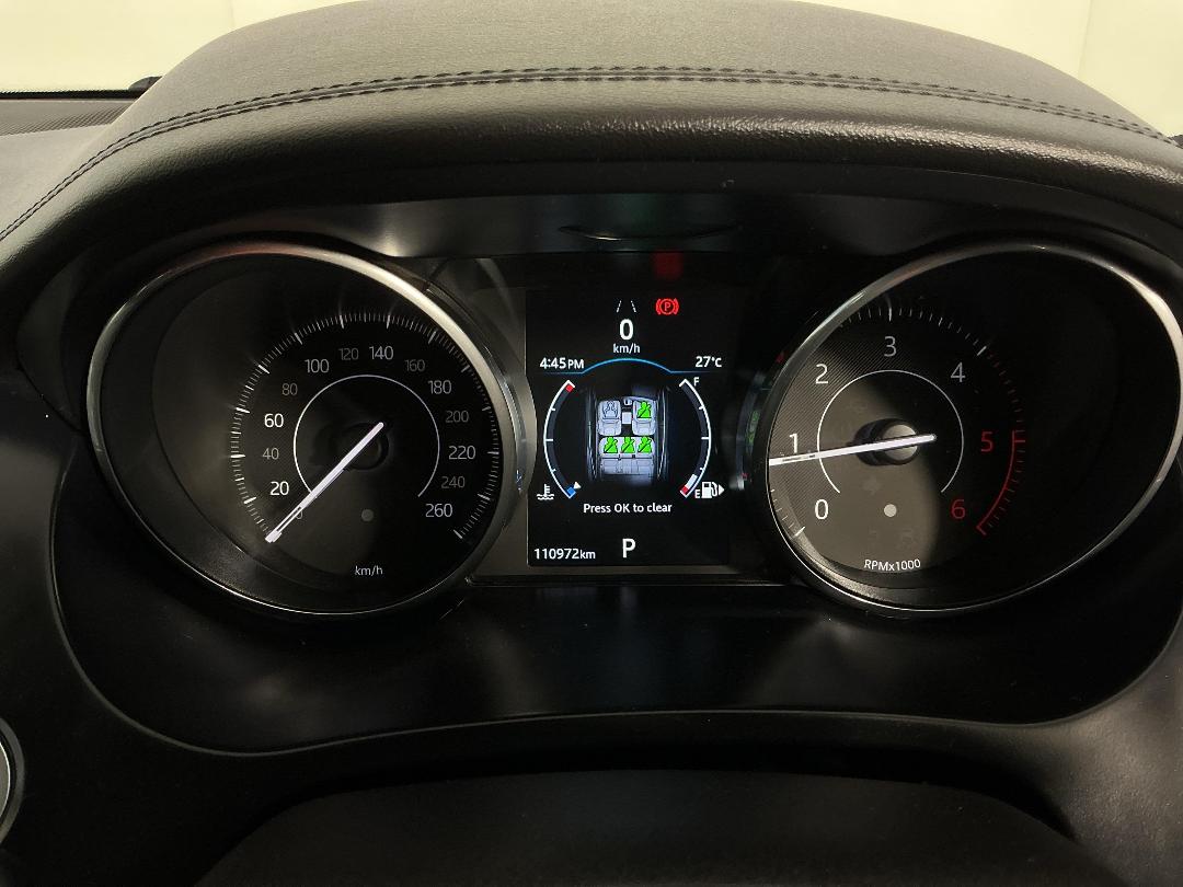 Photo '21' of Jaguar E-Pace