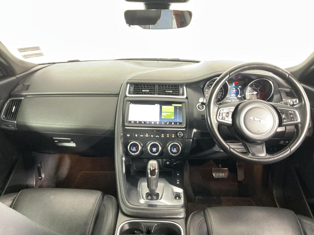 Photo '17' of Jaguar E-Pace