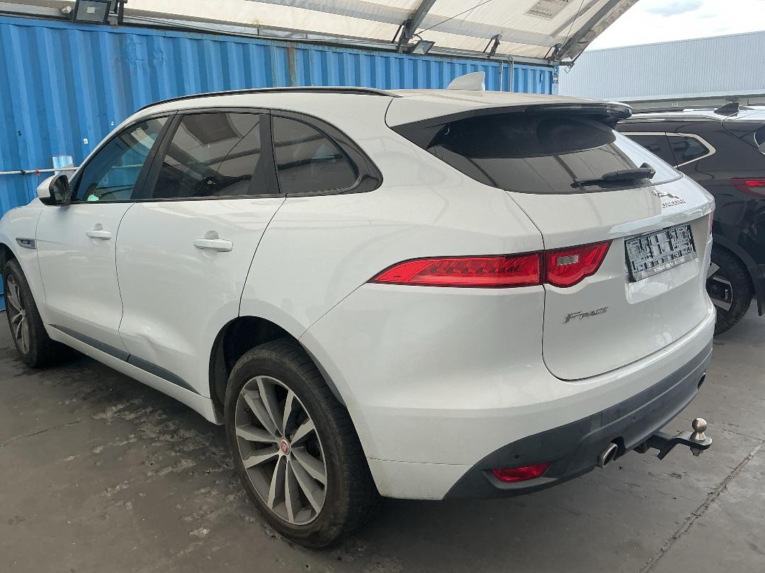 Photo '3' of Jaguar F-Pace 30D R-Sport