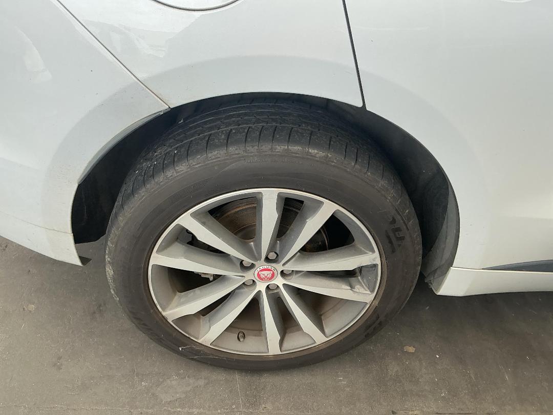 Photo '15' of Jaguar F-Pace 30D R-Sport