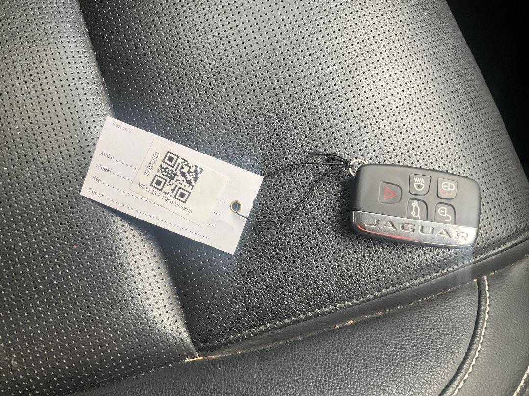 Photo '20' of Jaguar F-Pace 30D R-Sport Photo '20' of Jaguar F-Pace 30D R-Sport