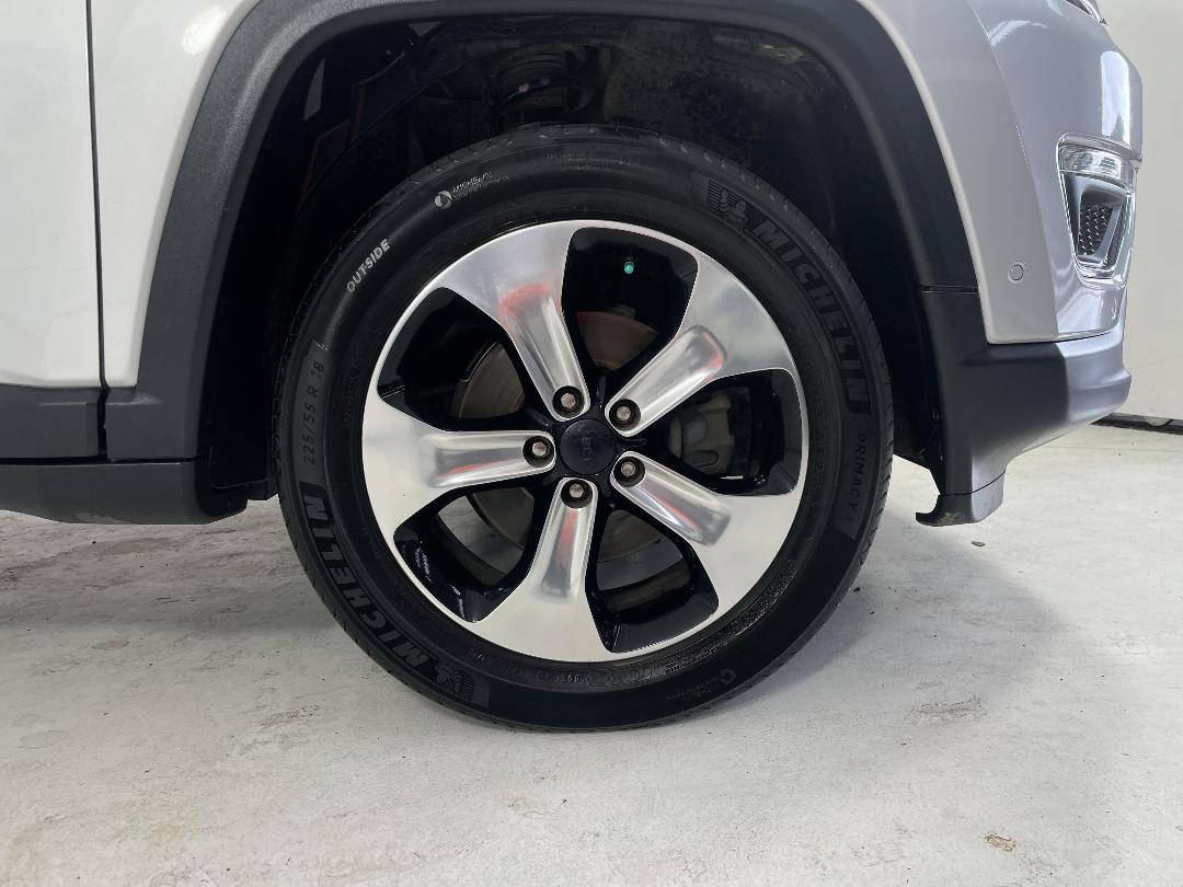 Photo '9' of Jeep Compass