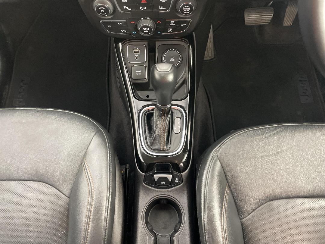 Photo '18' of Jeep Compass