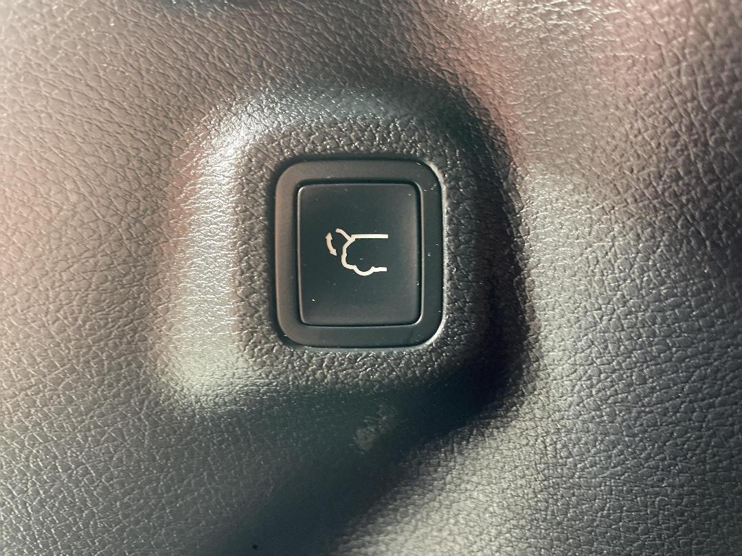 Photo '24' of Jeep Compass